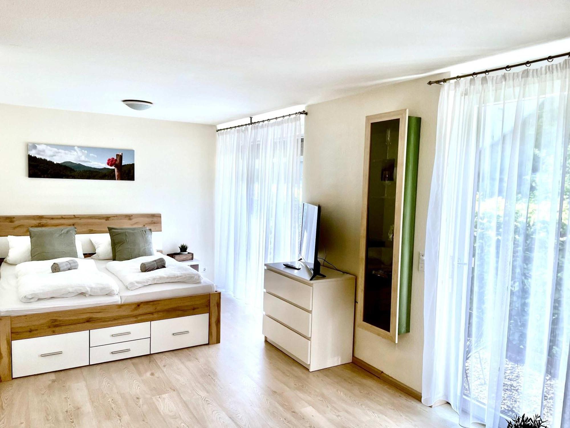 Relaxapartments Black Forest Diamond Direkt An Der Hornberger Freilichtbuehne - Sonnenterrasse Mit Blick Auf Das Hornberger Schloss, Schnelles Internet, Fuer Bis Zu 2 Personen Esterno foto